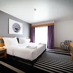 Sana Hotel 4*