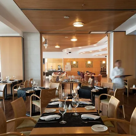 Sana塞新布拉酒店