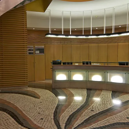 Sana塞新布拉酒店