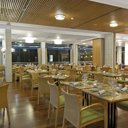 Sana塞新布拉酒店 4* 塞辛布拉