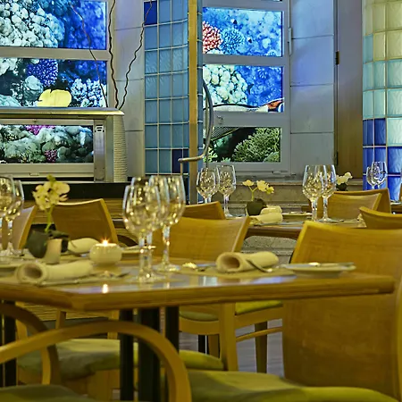 Hotel Sana 4*